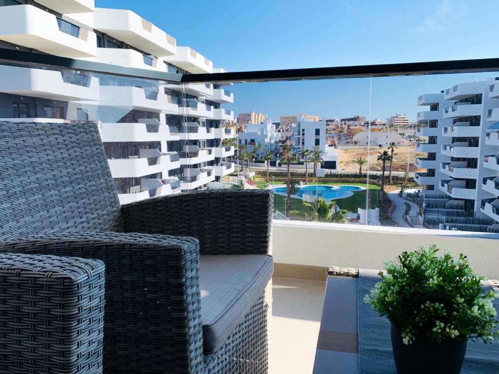 Sol Blanco Apartment Arenales del Sol Luaran gambar